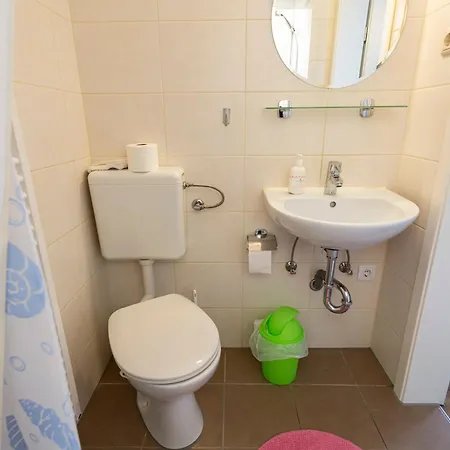 Alter Bahnhof דירה