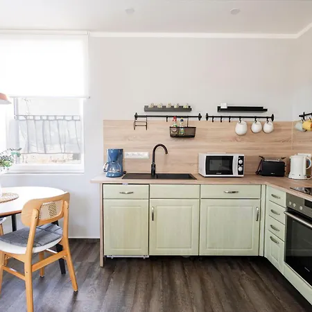 Alter Bahnhof דירה *