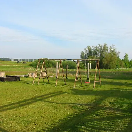 Alter Bahnhof דירה